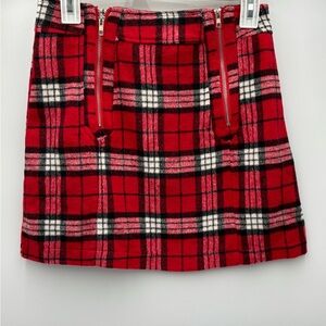 POL Red Plaid Wool Blend Mini Skirt Women's Size S Zip Front Pockets‎
